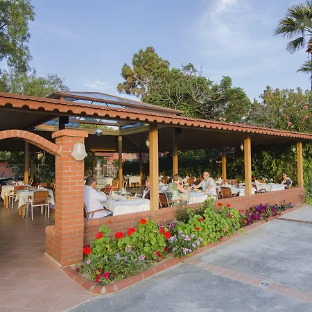 Kustur Club Village Κουσάντασι