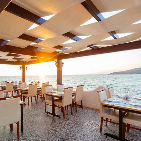 Kustur Club Village 5*