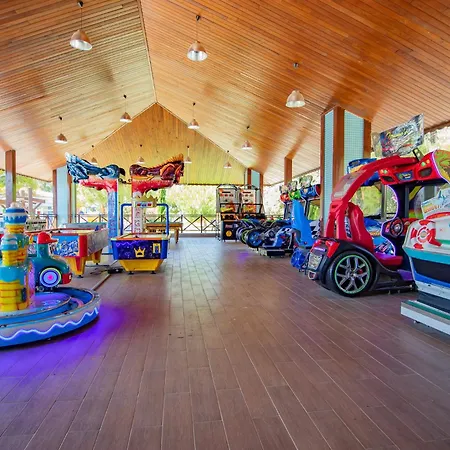 Kustur Club Village 5* 쿠사다시