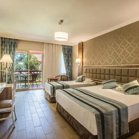 Kustur Club Village 5*