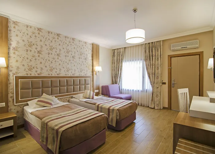 Kustur Club Village 5*