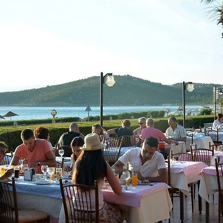 Kustur Club Village -